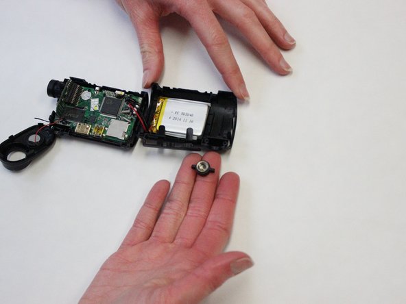 Sharper Image SVC430 Tripod Nut Replacement: crwdns2935265:012crwdnd2935265:02crwdnd2935265:02crwdne2935265:0