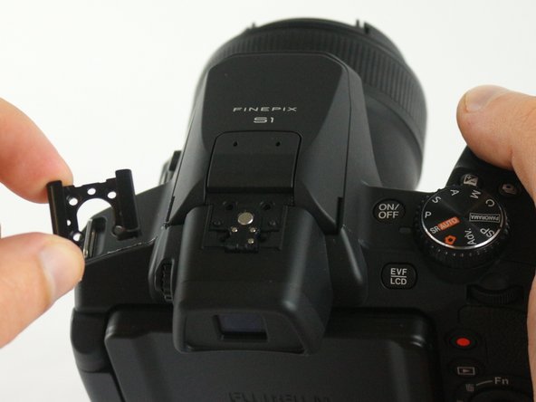 Fujifilm FinePix S1 Back Camera Body Replacement: stap 0, afbeelding 3 van 3