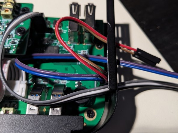 Monoprice Blackbird 4K HDMI 2.0 and USB 3.0 2x1 KVM Switch Teardown