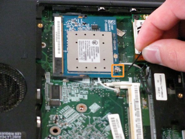 Toshiba Satellite A85-S107 15" Wireless Card Replacement, Wireless Card: crwdns2935265:07crwdnd2935265:02crwdnd2935265:02crwdne2935265:0