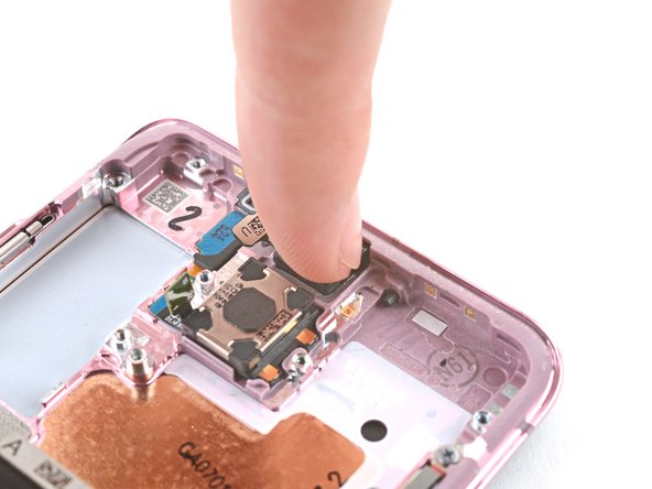 Samsung Galaxy S20+ Screen and Battery Assembly Replacement, Front camera reassembly instructions: crwdns2935265:045crwdnd2935265:03crwdnd2935265:03crwdne2935265:0