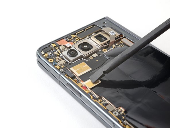 How to Apply New Ultra Wideband Antenna Adhesive in Your Google Pixel Fold