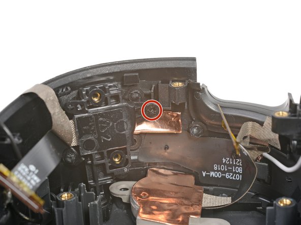 HTC Vive XR Elite Side Tracking Cameras Replacement, Unfasten the side tracking camera: crwdns2935265:099crwdnd2935265:02crwdnd2935265:02crwdne2935265:0