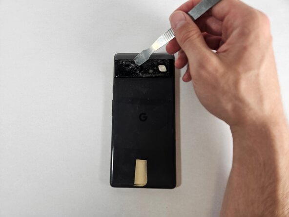 Google Pixel 6 Camera Glass Panel Replacement: 步骤 4 中的图像 3，3