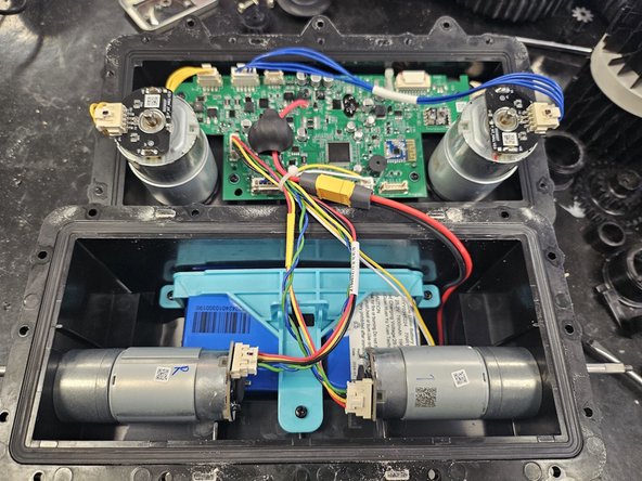 Aiper Seagull Pro: Teardown, Voila!: crwdns2935265:015crwdnd2935265:02crwdnd2935265:02crwdne2935265:0