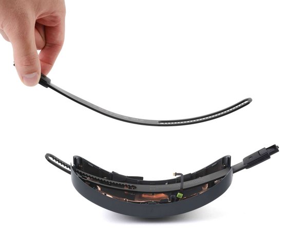 HTC Vive XR Elite Headstraps Replacement, Remove the headstraps: crwdns2935265:041crwdnd2935265:02crwdnd2935265:03crwdne2935265:0