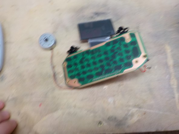 Brother P-Touch PT-M95 Teardown, Removing the main logic board: crwdns2935265:07crwdnd2935265:02crwdnd2935265:03crwdne2935265:0