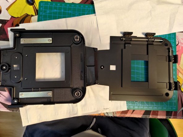 Meopta Opemus 5 Disassembly and Cleaning (ft. Anaret 4.5/80), Negative carrier Part 2: step 7, image 2 of 3