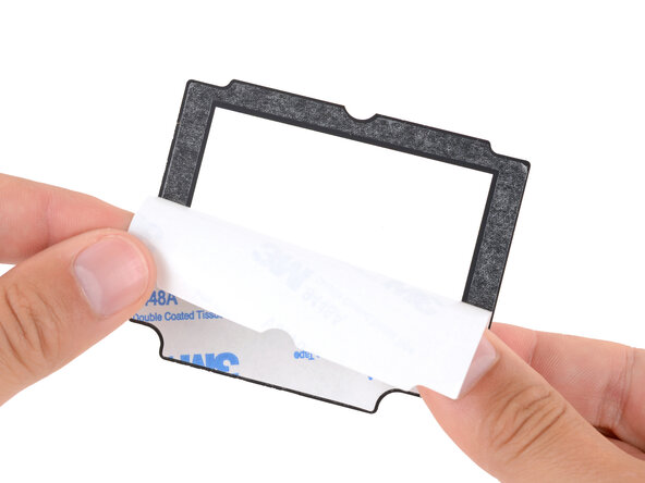 Nintendo Game Boy Advance SP Screen Lens Replacement, Install the new lens: crwdns2935265:032crwdnd2935265:01crwdnd2935265:03crwdne2935265:0