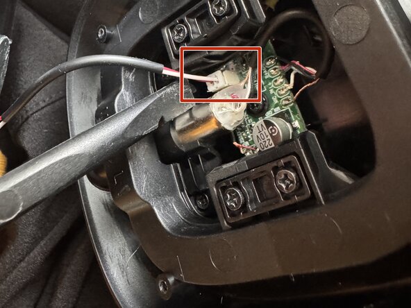 Astro A10 Gen2 Tighten Microphone, Disconnect Battery Wire: step 9, image 1 of 1
