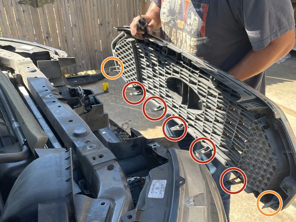 2019-2023 Ford Ranger Headlight Replacement: Schritt 8, Bild 3 von 3