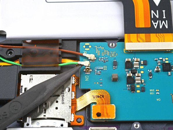 Samsung Galaxy Tab S7 Plus Loudspeaker Assembly Replacement, Disconnect the left coaxial cables: crwdns2935265:030crwdnd2935265:02crwdnd2935265:03crwdne2935265:0