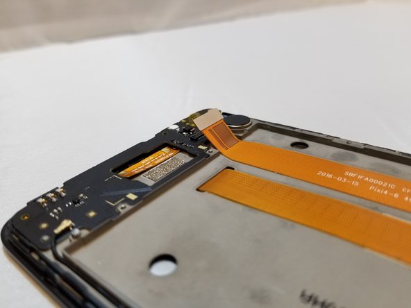 Alcatel Pixi Theatre Motherboard Replacement, USB charging port: crwdns2935265:07crwdnd2935265:02crwdnd2935265:02crwdne2935265:0