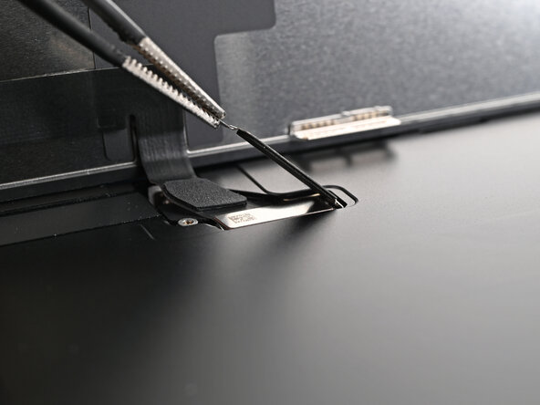 iPhone 16e Screen Replacement