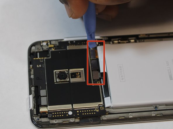 Meizu MX3 Rear Facing Camera Replacement, Removing the Battery: crwdns2935265:03crwdnd2935265:02crwdnd2935265:03crwdne2935265:0
