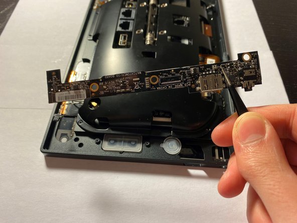 Cisco Meraki MC74-HW USB and Headphone Jack Inputs Board Replacement: crwdns2935265:07crwdnd2935265:02crwdnd2935265:02crwdne2935265:0