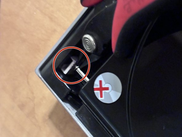 Dymo DiscPainter Turntable Belt Replacement, Separate print bed from lower chassis: crwdns2935265:03crwdnd2935265:02crwdnd2935265:03crwdne2935265:0