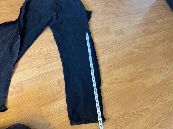 How to Make Your Skinny Jeans Baggier: step 3, image 2 of 2