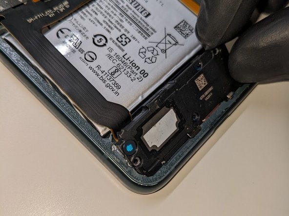 Samsung Galaxy Z Flip 3 Screen and Frame Assembly Replacement