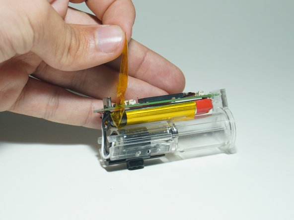 Yocan UNI Pro Disassembly, Kapton Tape Removal: crwdns2935265:08crwdnd2935265:02crwdnd2935265:03crwdne2935265:0