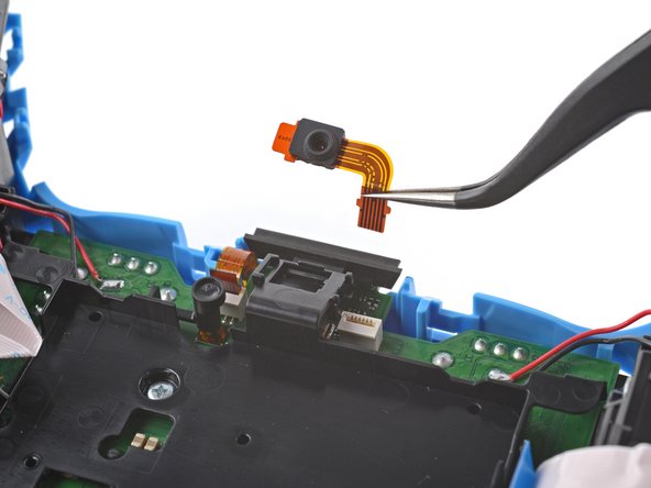 DualSense Controller v2 Vibration Motor Replacement: crwdns2935265:016crwdnd2935265:02crwdnd2935265:02crwdne2935265:0