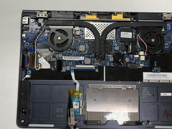 Samsung Series 9 NP900X3C-A02US Touch Pad Replacement: crwdns2935265:04crwdnd2935265:02crwdnd2935265:02crwdne2935265:0