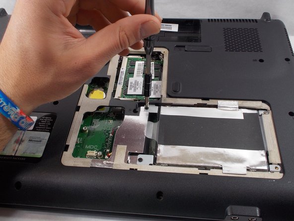 HP G71t-400 Hard Drive Replacement: crwdns2935265:03crwdnd2935265:02crwdnd2935265:03crwdne2935265:0