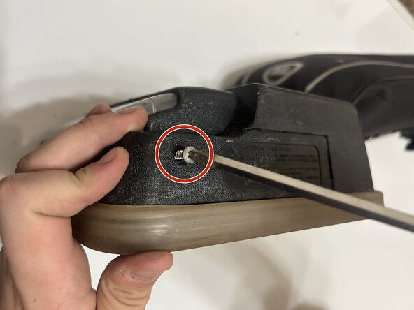 Oreck XL U4120H2 Beater Bar/Agitator and Belt Replacement: crwdns2935265:07crwdnd2935265:02crwdnd2935265:02crwdne2935265:0