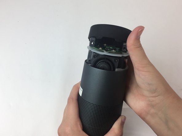 Bose Soundlink Revolve Top Circuit Board Replacement: crwdns2935265:07crwdnd2935265:02crwdnd2935265:02crwdne2935265:0