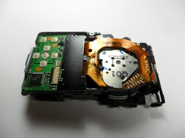 Panasonic Lumix DMC-FX01 Flash Top Assembly Replacement, Flash Top Assembly: crwdns2935265:010crwdnd2935265:02crwdnd2935265:02crwdne2935265:0
