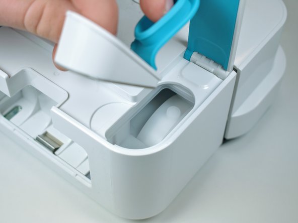 iRobot Braava Jet 240 Filter Replacement: crwdns2935265:05crwdnd2935265:03crwdnd2935265:03crwdne2935265:0