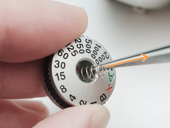 Pentax ZX-5n Shutter Speed Dial Replacement, Remove inner components: crwdns2935265:018crwdnd2935265:02crwdnd2935265:02crwdne2935265:0