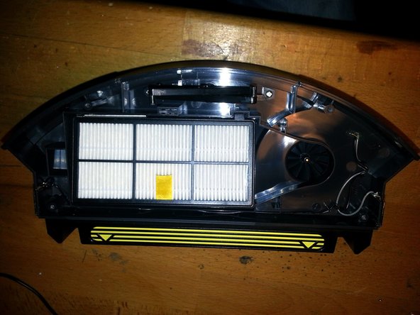 iRobot Roomba 800 Clicking noise when docked FIX, Open Vacuum Bin: crwdns2935265:03crwdnd2935265:02crwdnd2935265:02crwdne2935265:0