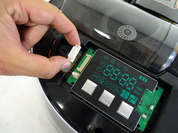 Samsung POWERbot VR9000 Right Driving Wheel Replacement: crwdns2935265:09crwdnd2935265:02crwdnd2935265:02crwdne2935265:0