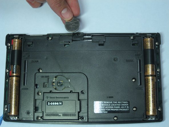 Texas Instruments TI-92 Backup Battery Replacement: crwdns2935265:09crwdnd2935265:02crwdnd2935265:02crwdne2935265:0