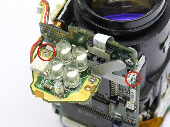 AXIS 213 PTZ Network Camera Capacitor Replacement: crwdns2935265:07crwdnd2935265:02crwdnd2935265:02crwdne2935265:0