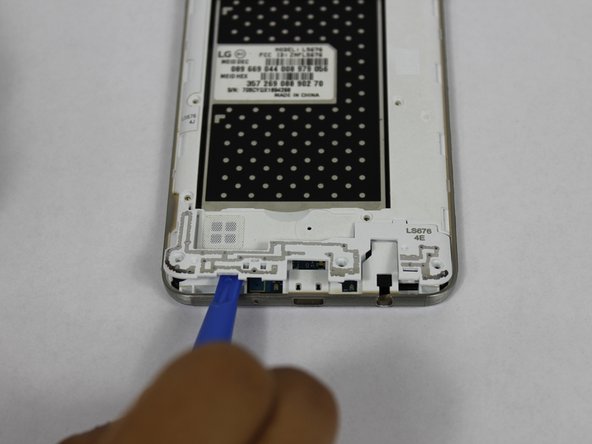 LG Tribute HD Flex Cable Replacement: crwdns2935265:04crwdnd2935265:02crwdnd2935265:03crwdne2935265:0
