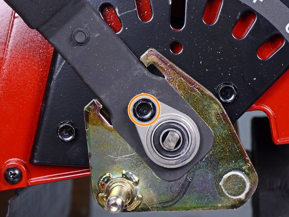 Toro Walk Behind Mowers 21199HD 2018 Rear Axle Replacement, Reinstall left and right side axle components: crwdns2935265:025crwdnd2935265:03crwdnd2935265:03crwdne2935265:0