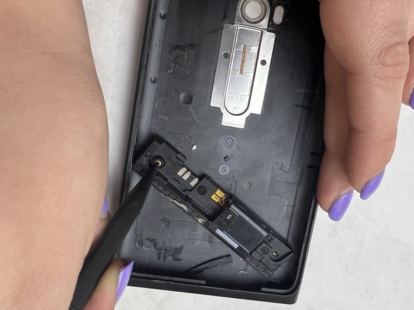 Nokia Lumia 900 Speaker Replacement: crwdns2935265:014crwdnd2935265:02crwdnd2935265:02crwdne2935265:0