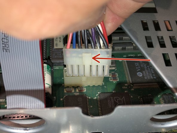 Macintosh Classic II Logic Board Removal: crwdns2935265:07crwdnd2935265:02crwdnd2935265:03crwdne2935265:0