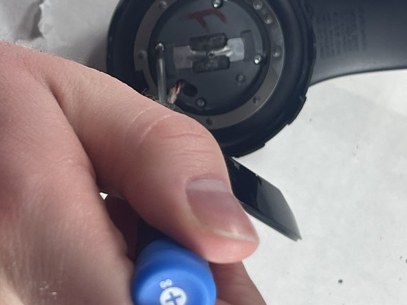 Beats Studio 2 Wireless Bluetooth Board Replacement: crwdns2935265:010crwdnd2935265:02crwdnd2935265:02crwdne2935265:0