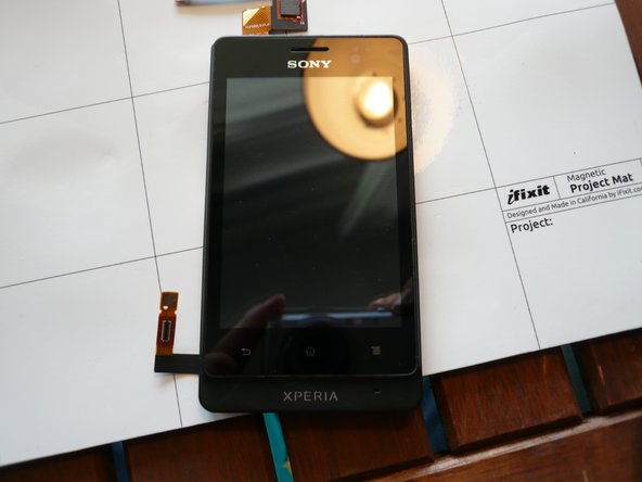 Sony Xperia go Front Glass/Digitizer Replacement: step 4, image 2 of 2