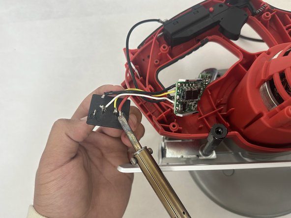 Milwaukee Circular Saw 263020 B57A 2008 Battery Replacement: crwdns2935265:05crwdnd2935265:02crwdnd2935265:03crwdne2935265:0