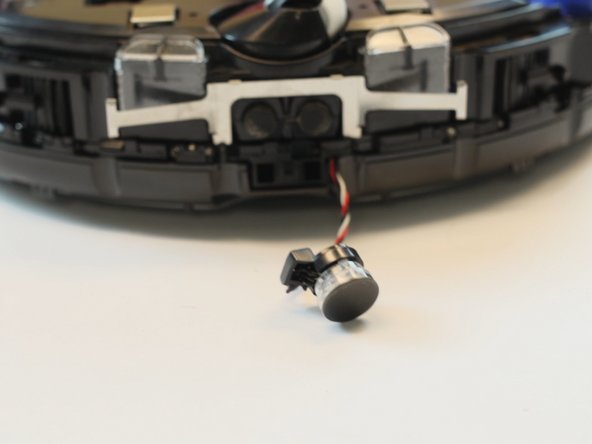 iRobot Roomba 630 Top Bumper Infrared Sensor Replacement: crwdns2935265:06crwdnd2935265:02crwdnd2935265:02crwdne2935265:0