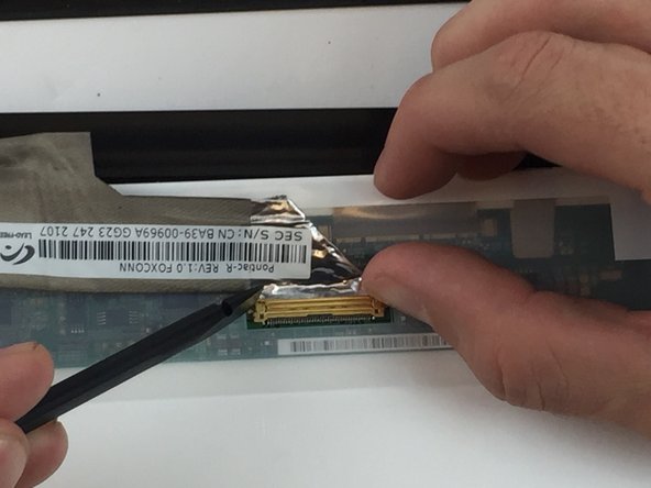 Samsung NP-N102S-B05PH Display Replacement: crwdns2935265:04crwdnd2935265:02crwdnd2935265:03crwdne2935265:0