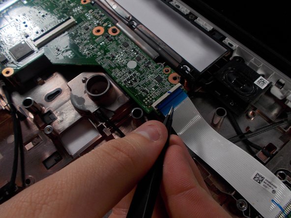 HP Pavilion 17 TS Cooling Fan Replacement, Cooling Fan: crwdns2935265:09crwdnd2935265:02crwdnd2935265:03crwdne2935265:0