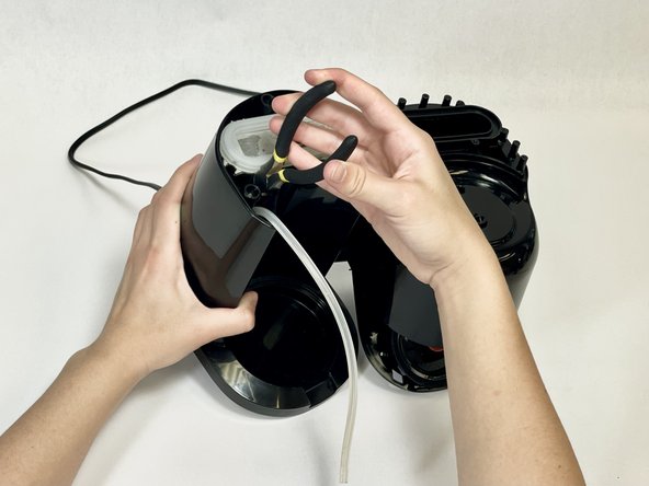 How to Clean a Mainstays Coffee Maker Water Tube: crwdns2935265:012crwdnd2935265:02crwdnd2935265:03crwdne2935265:0