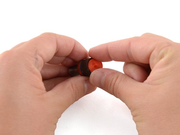 ハンドプレスを使ってプラスチック製スナップ留めを付ける方法: 手順 12、 3の画像 2