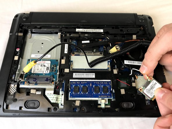 Acer Chromebook C710-2833 Wifi Card Replacement: crwdns2935265:05crwdnd2935265:02crwdnd2935265:03crwdne2935265:0