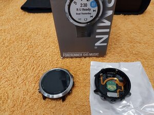Reloj GARMIN FORERUNNER 645 Sustitución de la caja exterior por rotura anclaje de  correa.